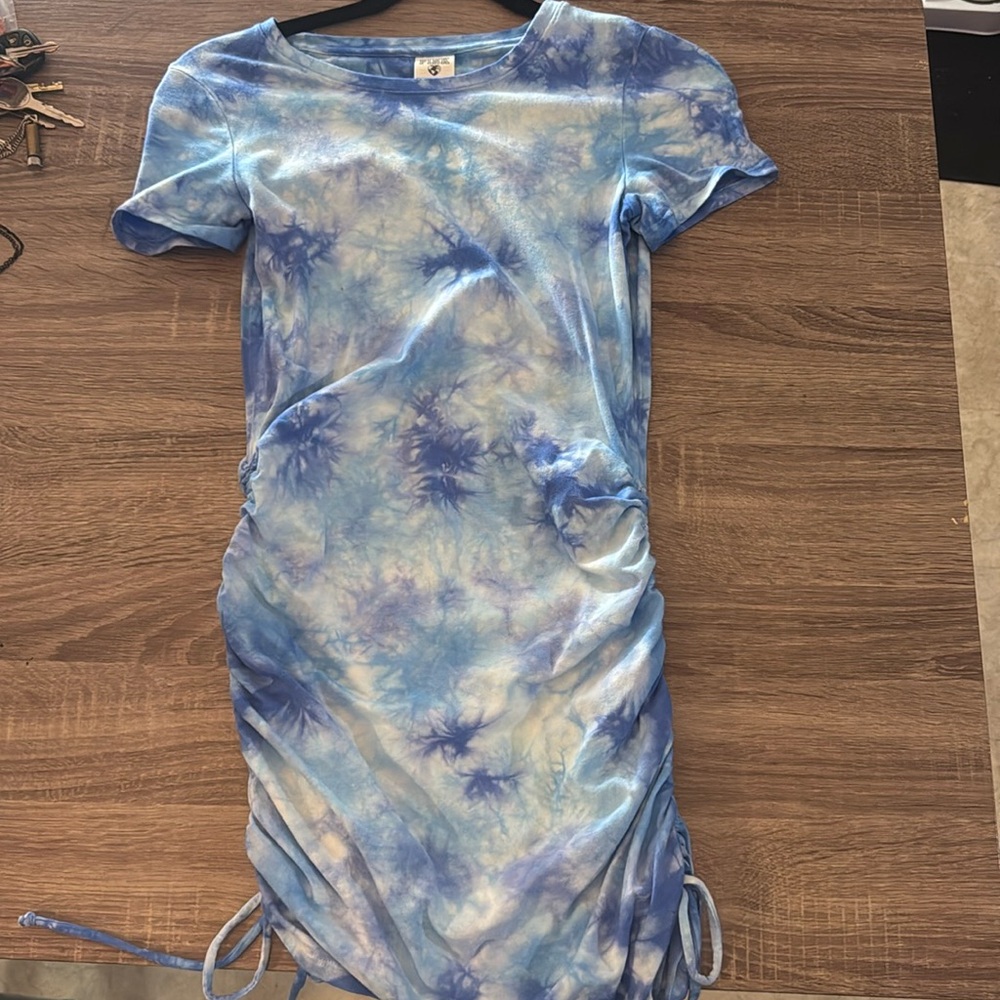 T-shirt/mini dress